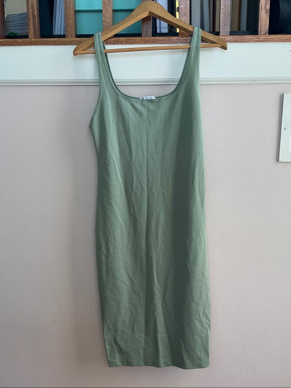 Zara Olive Green Scoop Neck Sleeveless Midi Dress